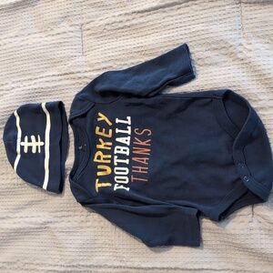 EUC fall/thanksgiving body suit and beanie